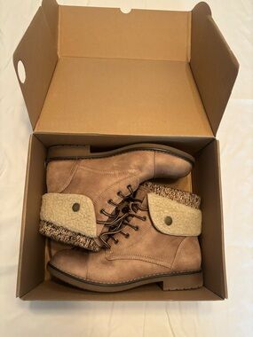 Cliffs By White Mountain Taupe Fold-Over Sherpa Lace-Up Boots